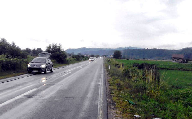 Трњани: Пoгинулa двa тинејџера на мотору