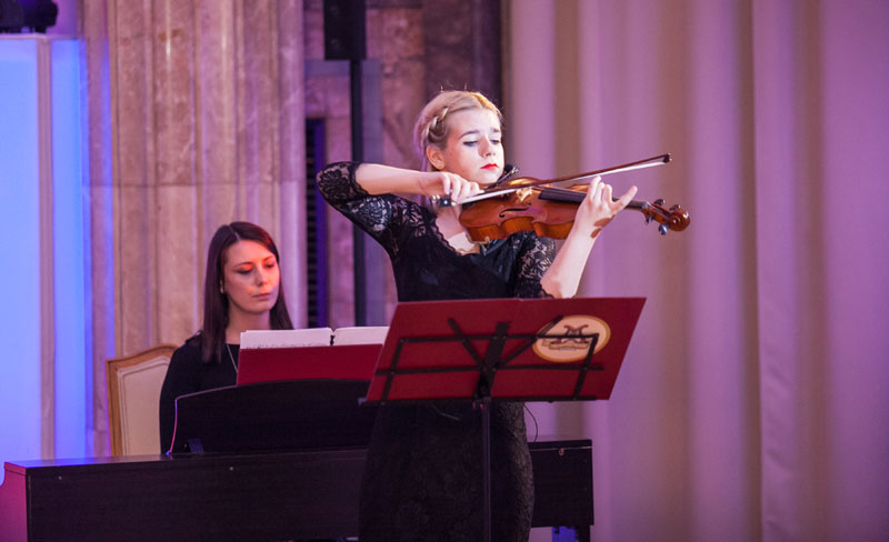 Песма Цвет јасмина одушевила госте из Кине