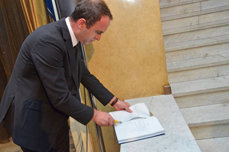 Црногорски речник мора на исправку