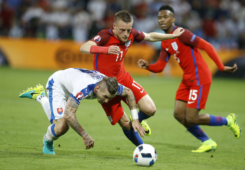 Великани у истом лонцу