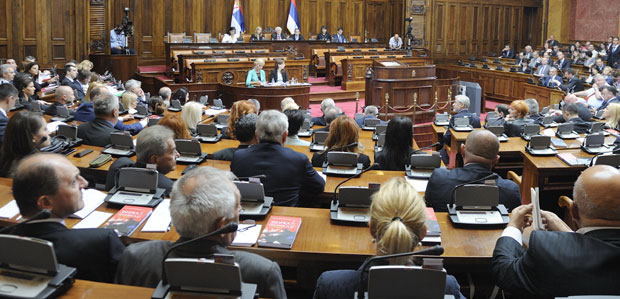 За бивше посланике 15,3 милиона