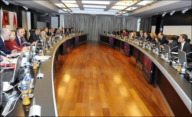 ЦГ: Буџетска инфузија од 60 милиона евра!