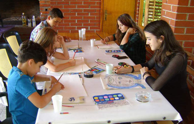 У резервату Бардача, код Српца, рај за уметнике