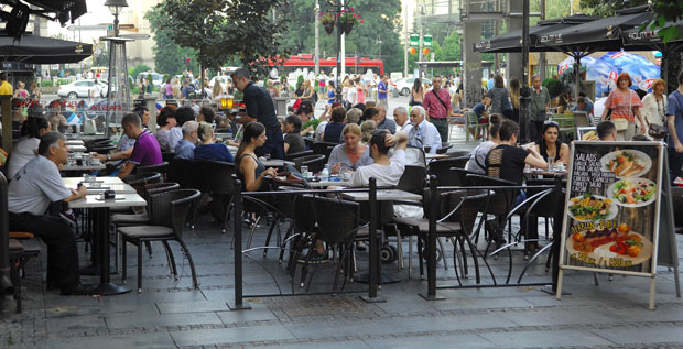 Кафеџије газде на корзоу