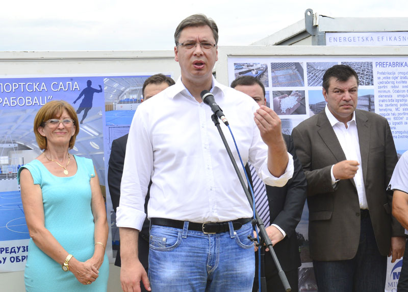 Вучић: Влада ће бити формирана у року, утврдиће се одговорност за губитке Железаре