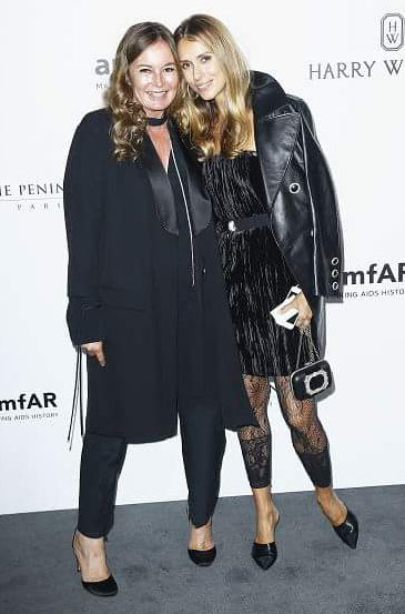 У друштву Еве Кавали