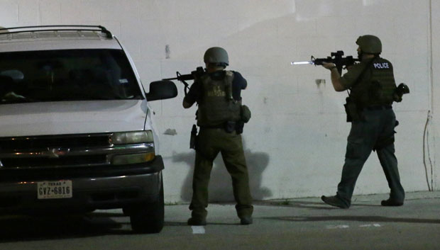 ПУЦЊАВА У ЧИКАГУ: Четворо мртвих, 24 рањених