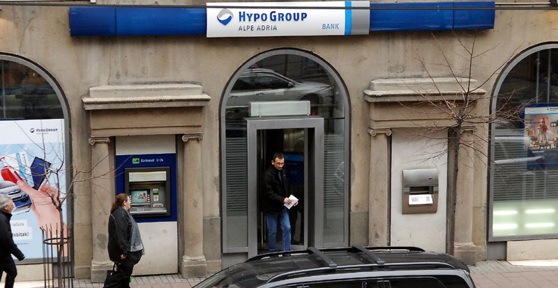 Хипо постао Адико