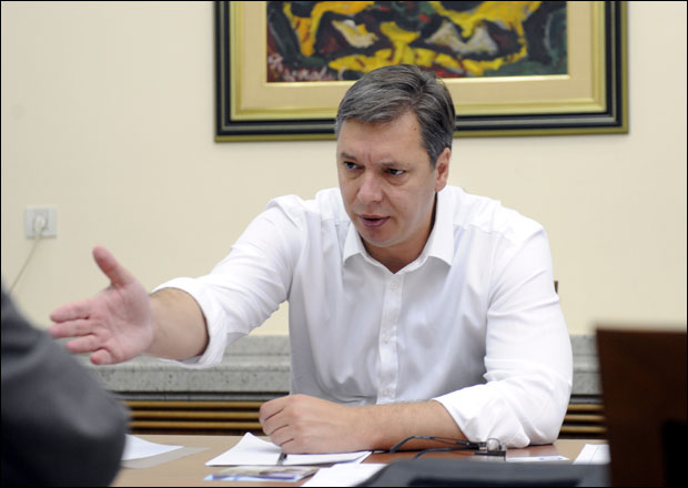 Премијер разговарао са више од 90 грађана: Kako људска мука стане у 8 минута