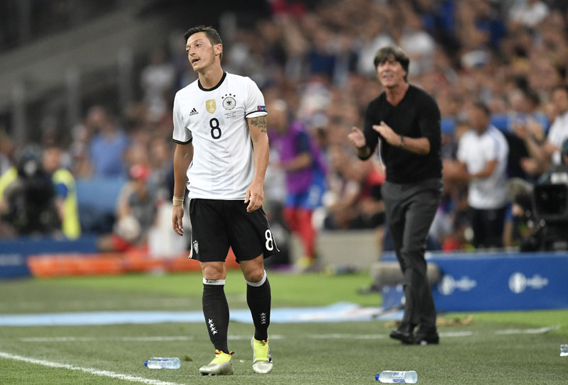 Десничарска посланица назвала немачку репрезентацију недовољно националному