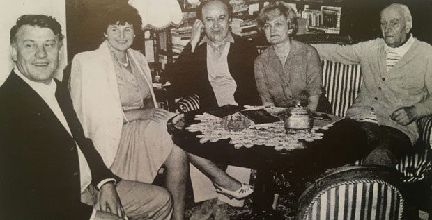 Мени је мене, понекад, жао