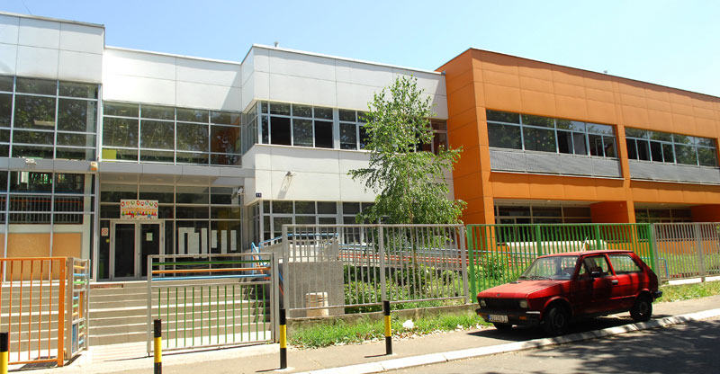 Деца се кувају у Бубамари