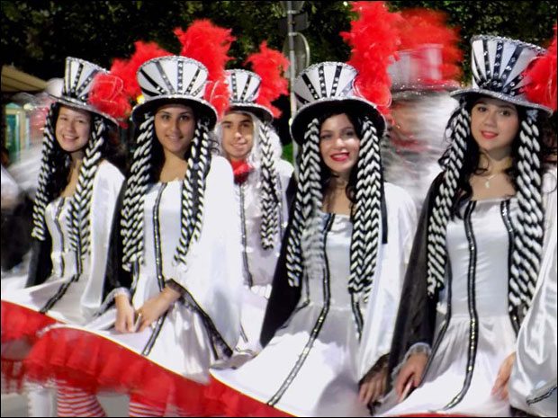 Дефиле уз Бразилке