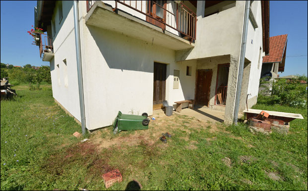 Питбулови заклали старца док је спасавао мачку