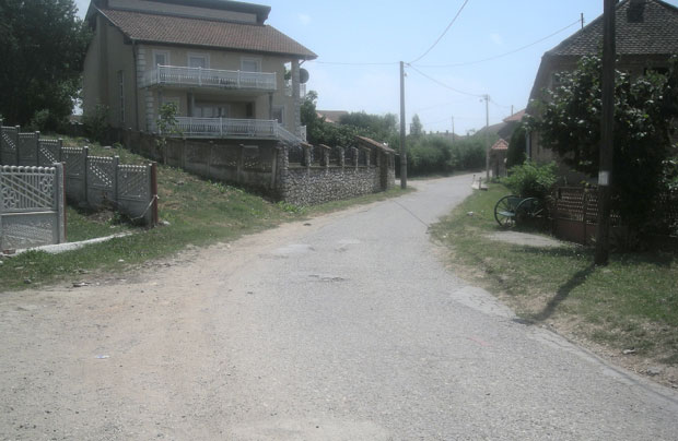 АФЕРА АСФАЛТИРАЊЕ: Златимир преварио цело село?!