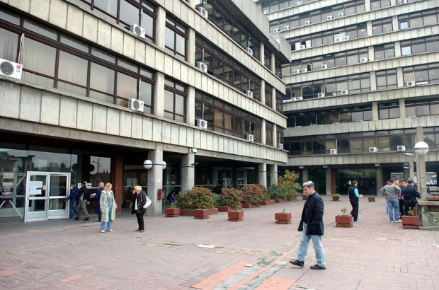 Таксиста пред тужиоцем због узнемиравања девојчице