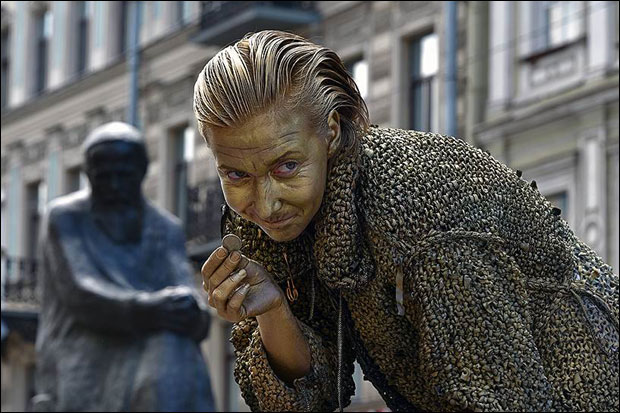 Раскољников шета Петербургом