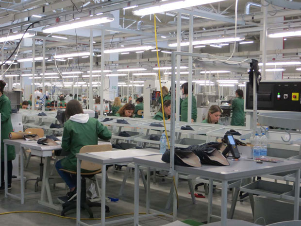 НЕХУМАНИ УСЛОВИ У ГЕОКСУ: Двапут пуштају у тоалет, раднике зову циганима