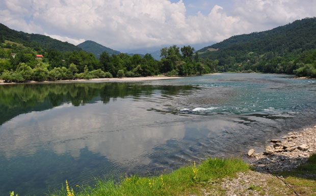 Одмор између Дрине и Гучева