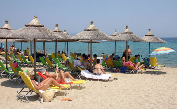 Милион Срба летоваће у иностранству