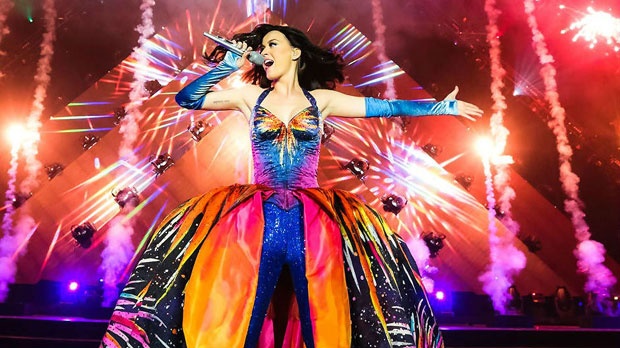 Кети Пери пева химну Oлимпијских игара