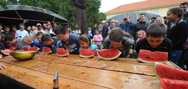 Поједено две тоне лубеница!