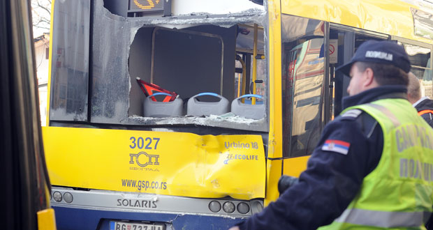 СУДАР ДВА АУТОБУСА НА МИРИЈЕВУ: Има повређених