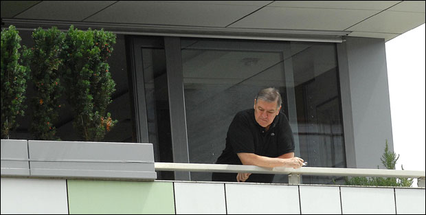 Мрка на балкону