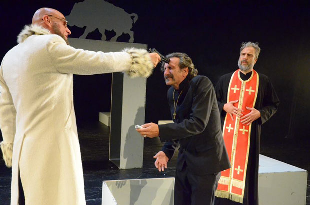 Није лако пoбeћи из кутије