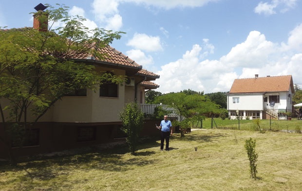 Катастар никоме не поклања кућу