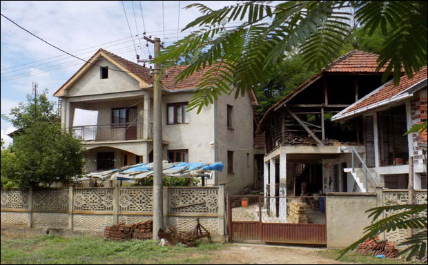 Преминуо након туче са сином