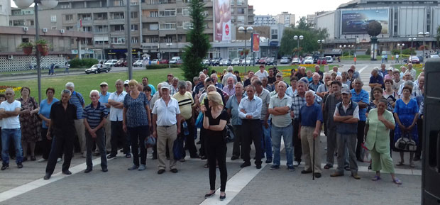 Протест радника фабрике Застава аутомобили: Неће стечај, хоће зараде