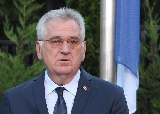 Николић: Укидањем пресуде Степинцу Загреб притиска папу