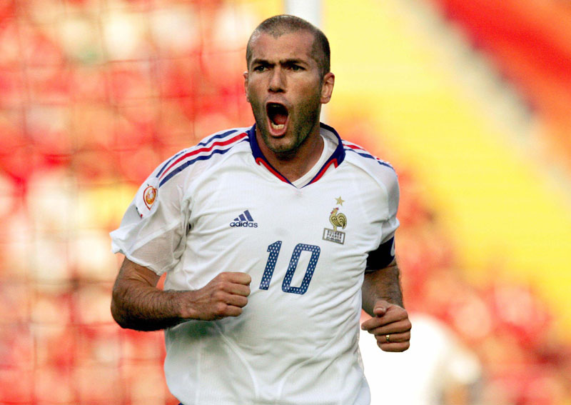 Историја чудних трансфера: Шта ће нам Зидан, кад је ту Шервуд