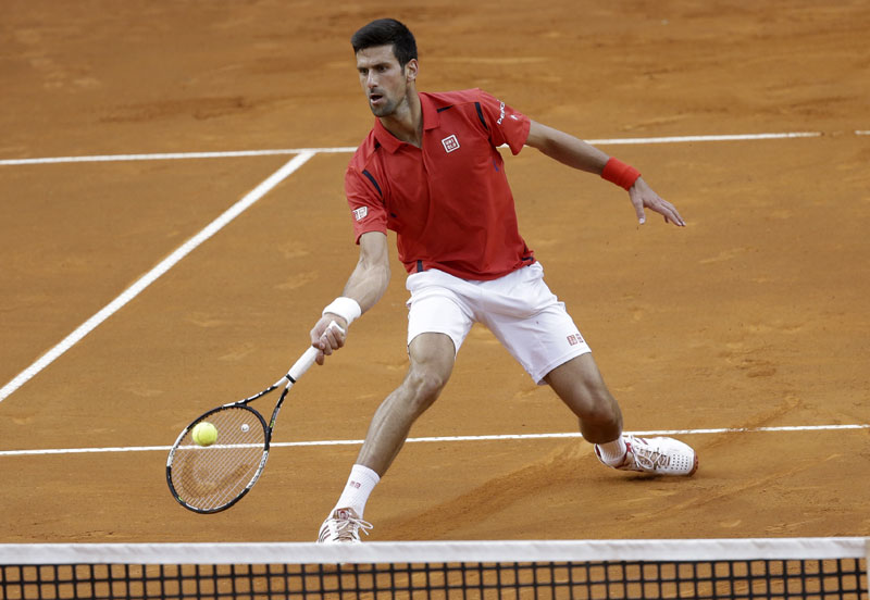 Новак у Олимпијском селу, цимер са Виктором