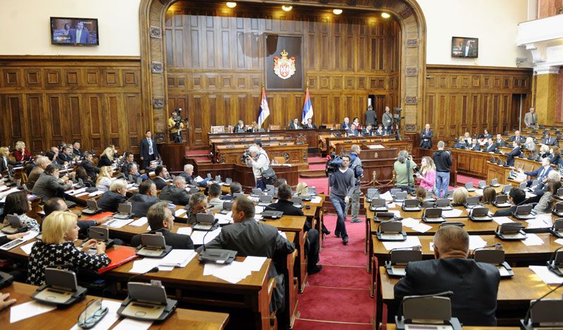 Свака седница скупштине кошта нас чак 3,2 милиона динара