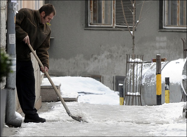 Лед завадио прве комшије