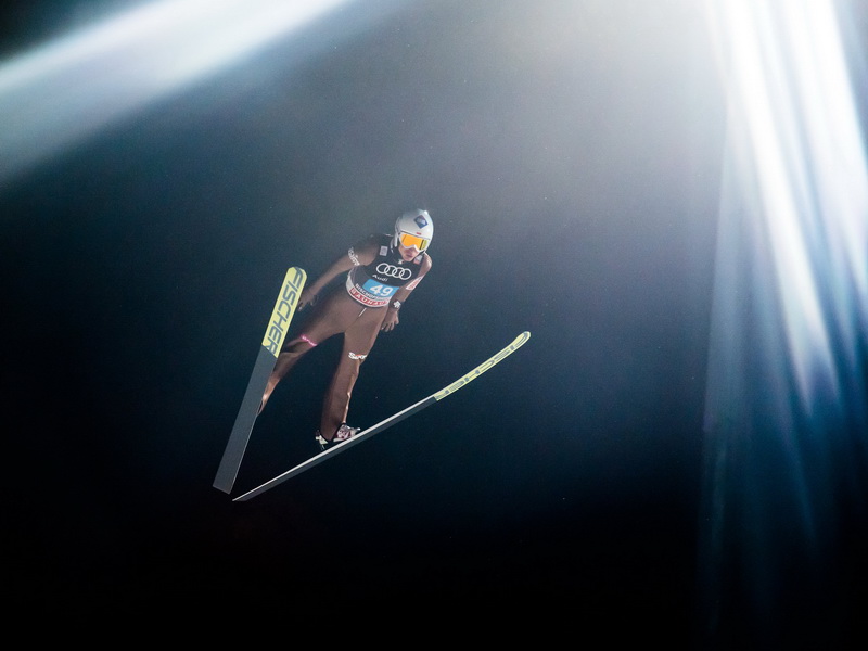 Стоху Четири скакаонице, Танде трагичар