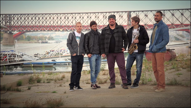 Синглови нове поставе „Маракује”