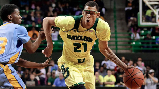 НКАА ЗВЕЗДА И НОВИ ЧЛАН ФМП АЈЗЕА ОСТИН, ПРЕ УЛАСКА У АВИОН ЗА БЕОГРАД: Досањао сам највећи сан!