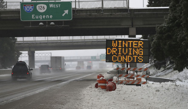 Снежне олује и поплаве у САД