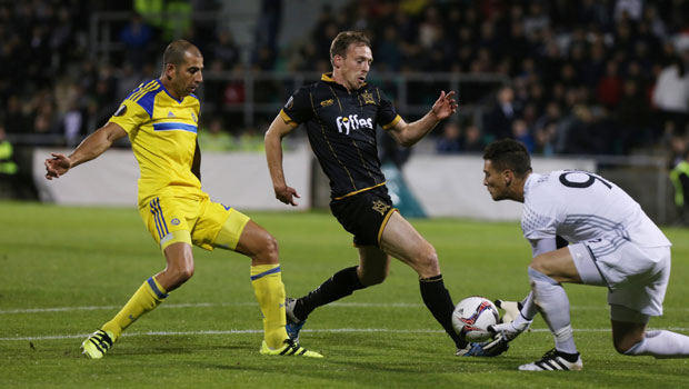 РАЈКОВИЋ НА ЦЕНИ: Арсенал спремио 10 милиона евра