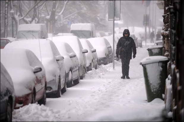 У БИХ И ДАЉЕ ЈАКО ХЛАДНО: Жива иде и до минус 28!