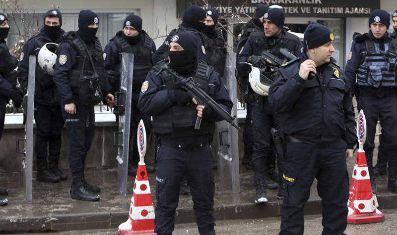 Турска: Осујећен напад на полицијску станицу, нападач мртав