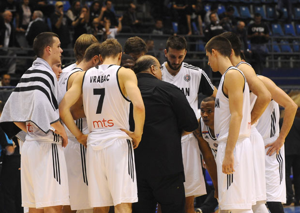 Хечер јунак победе Партизана 