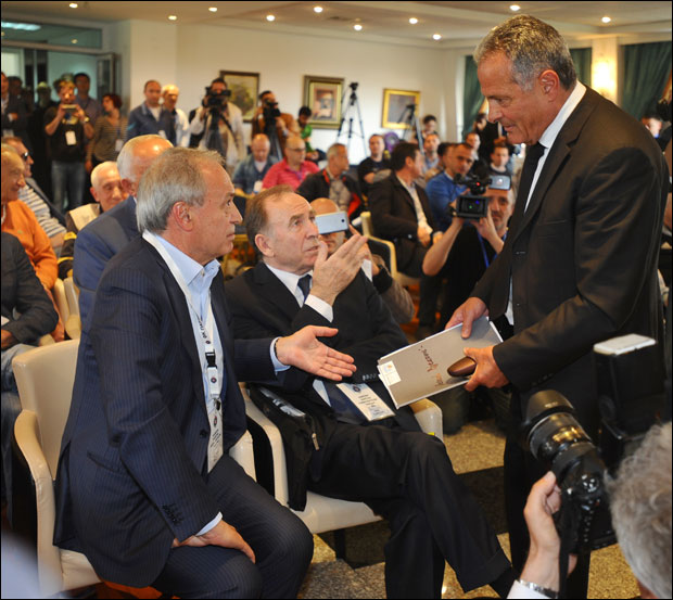 Ћурковић није у току, Бјековић за “Новости”: Оставке одмах нека се поднесу!