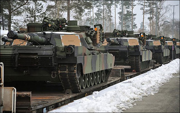 Абрамси пристижу ка руској граници