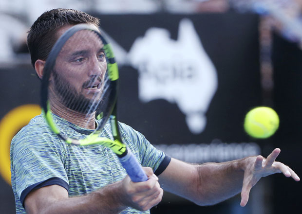 Виктор није успео да испише историју у Сиднеју