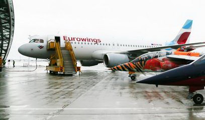 ЛАЖНА ДОЈАВА О БОМБИ: Немачки авион принудно слетео у Кувајт, није пронађен експлозив