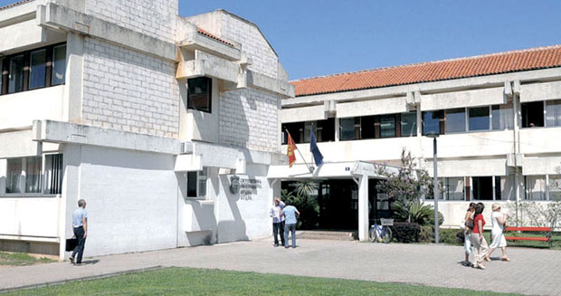 Будви прете милионски дугови!